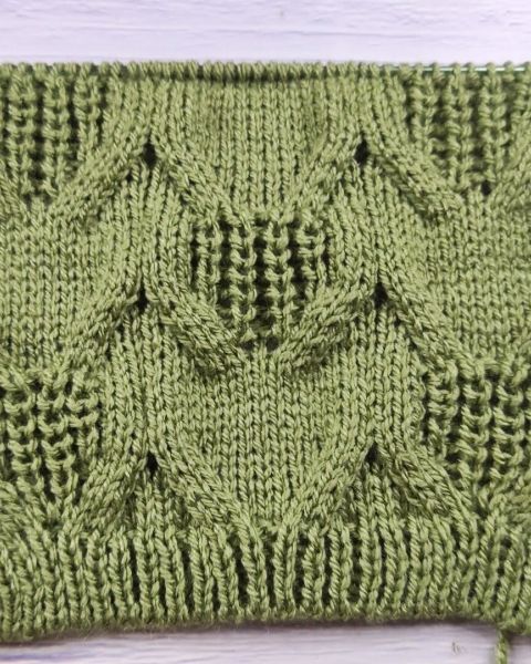 Шахматный узор спицами